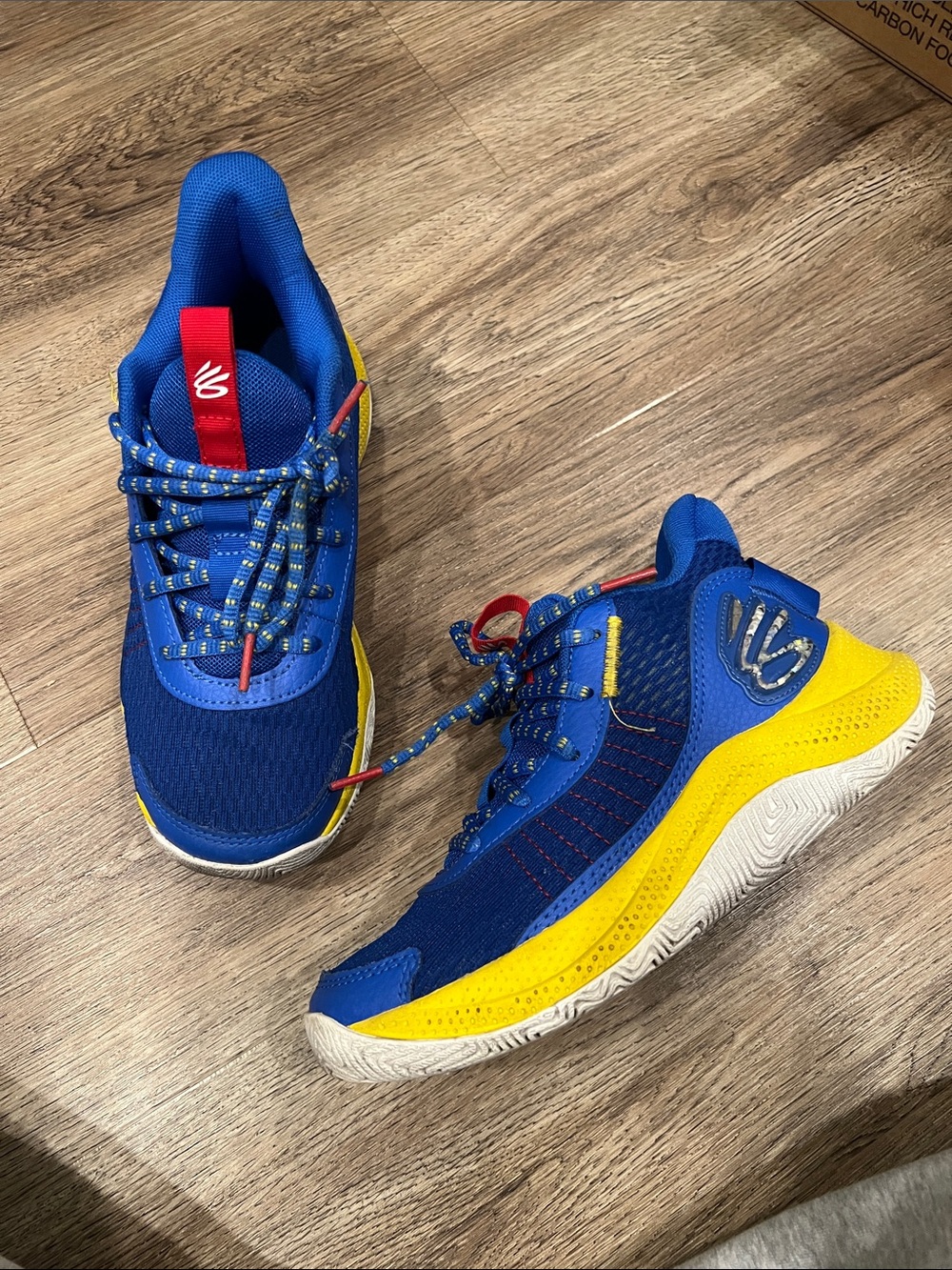 Under Armour Blue & Yellow Kids Athletic Sneakers - Steph Curry